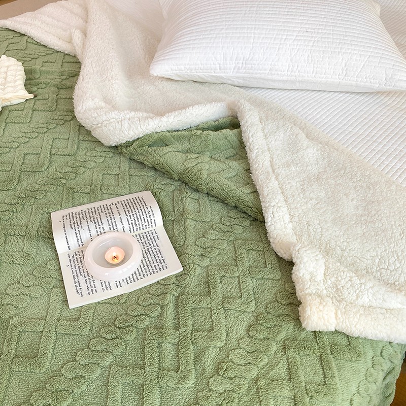 Flannel Bed Tufts Velvet Blanket