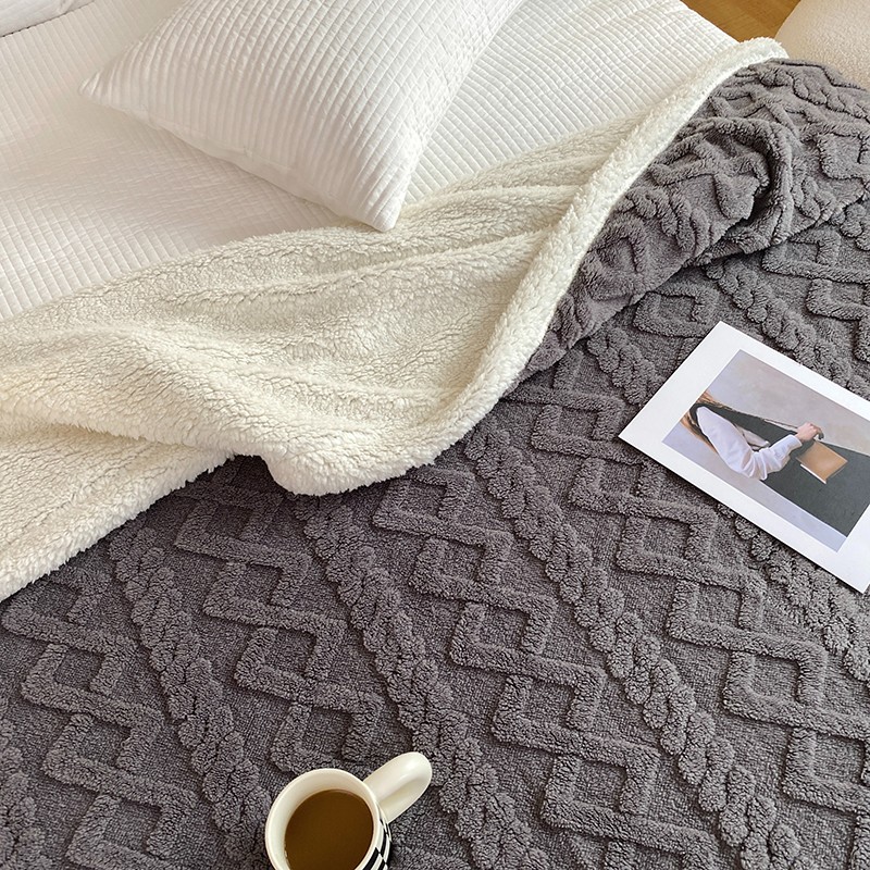 Designer Frazada Bed Tufts Blanket