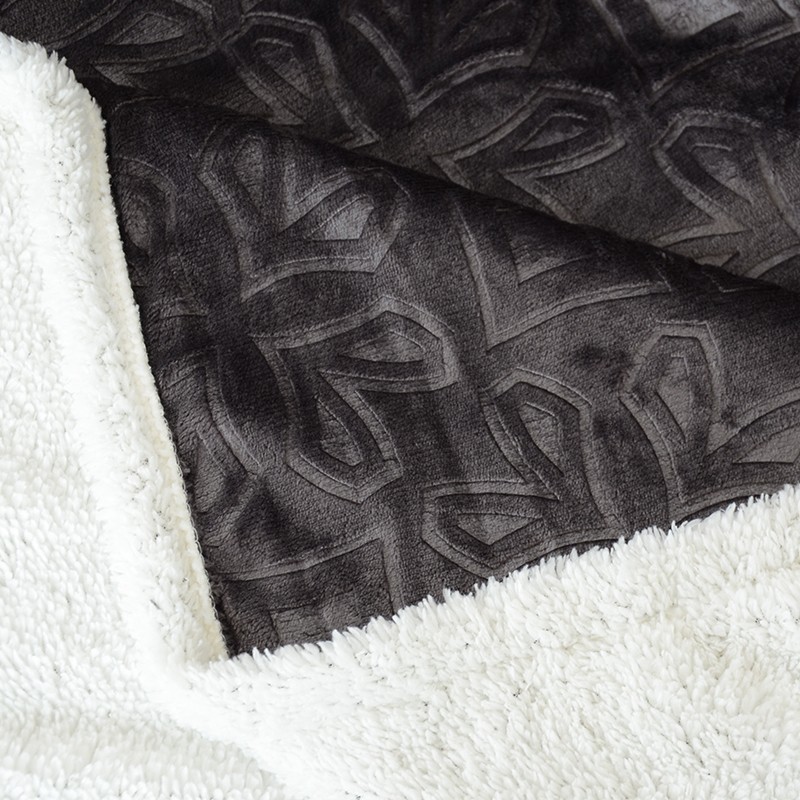 3d Embossed Jacquard Blanket