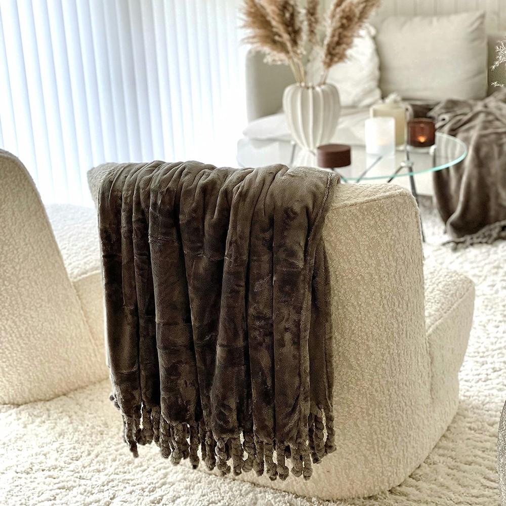 Soft Throw Decorative Tassel Bed Blankets