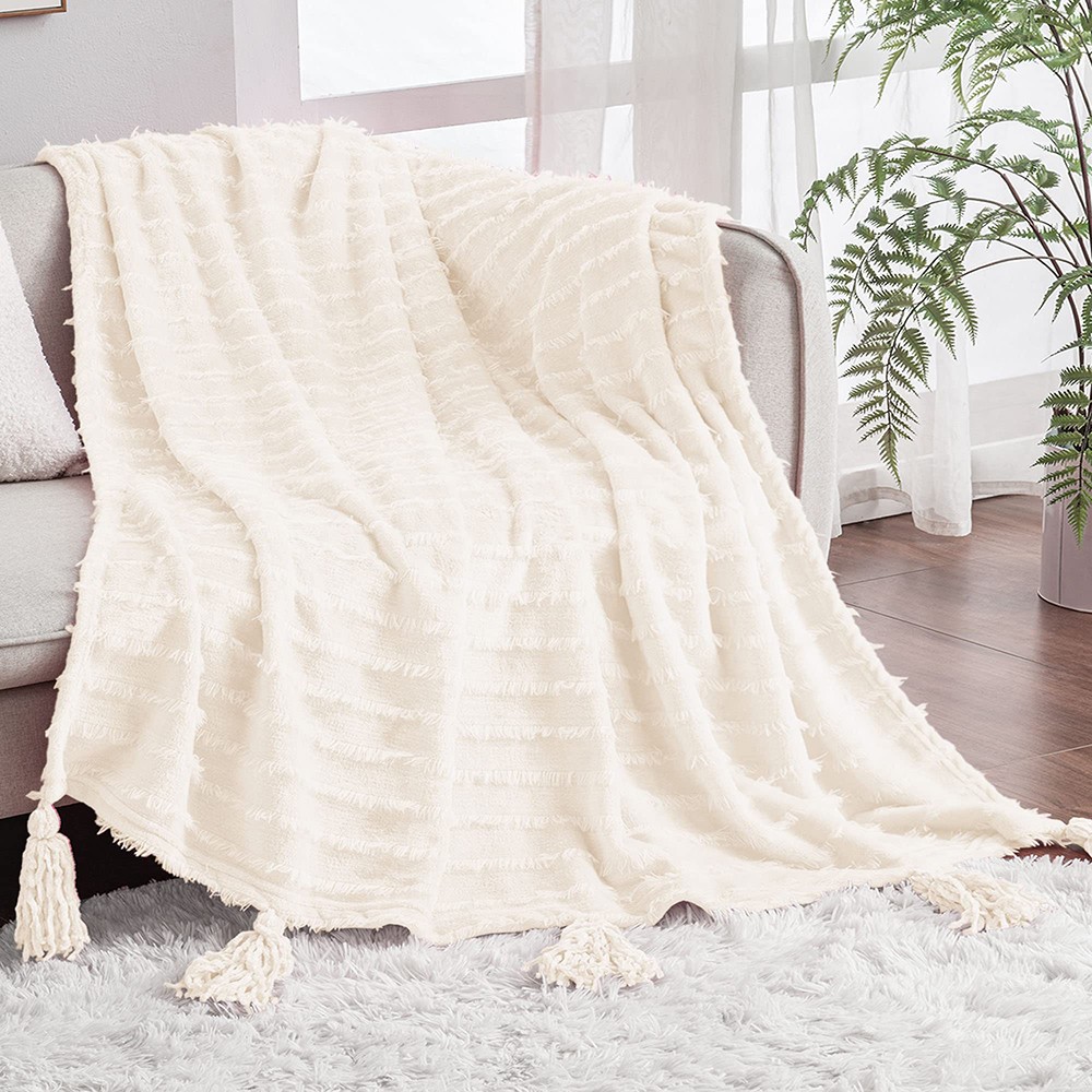 Decorative Tassel Fuzzy Plush Throw Blanket