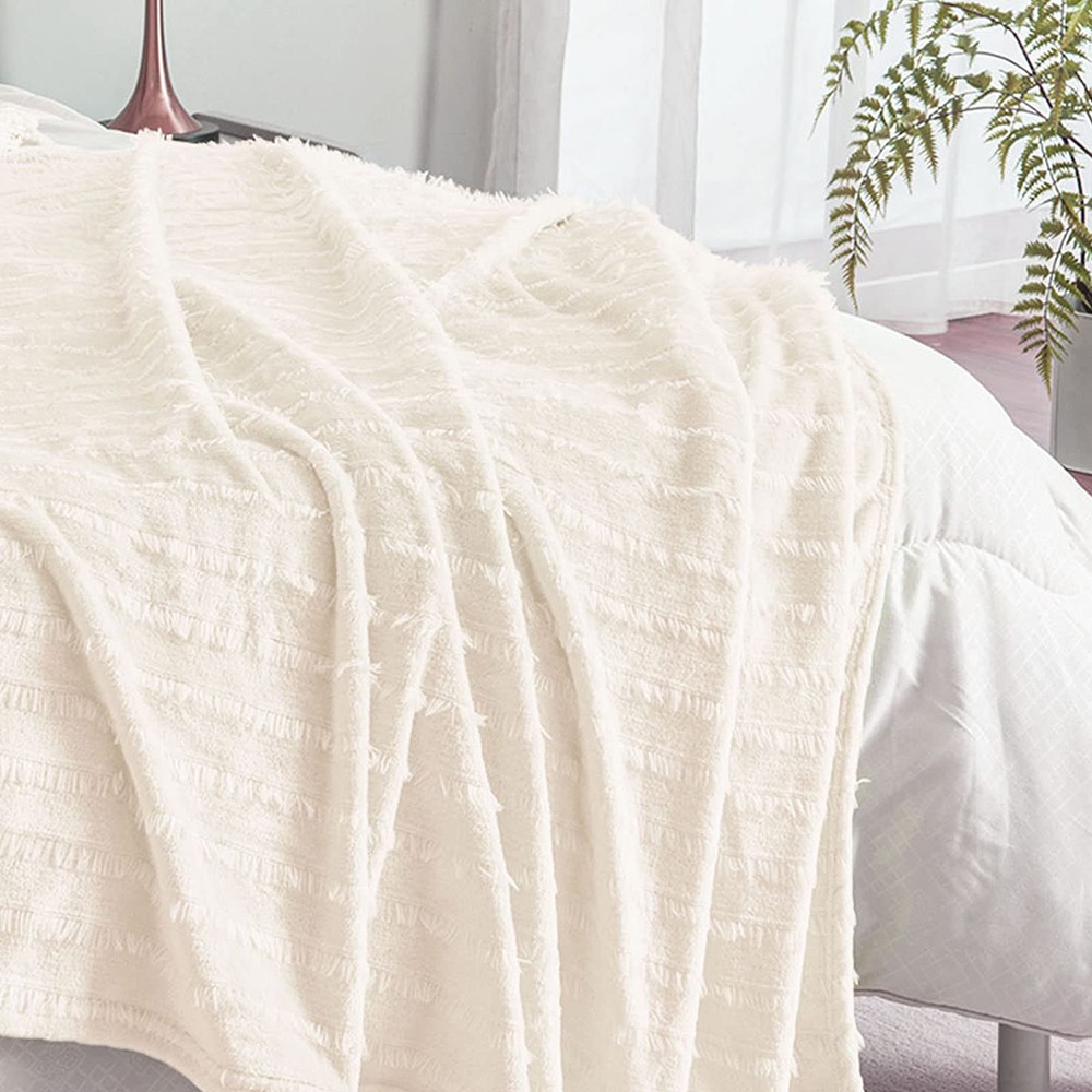 Decorative Tassel Fuzzy Plush Throw Blanket