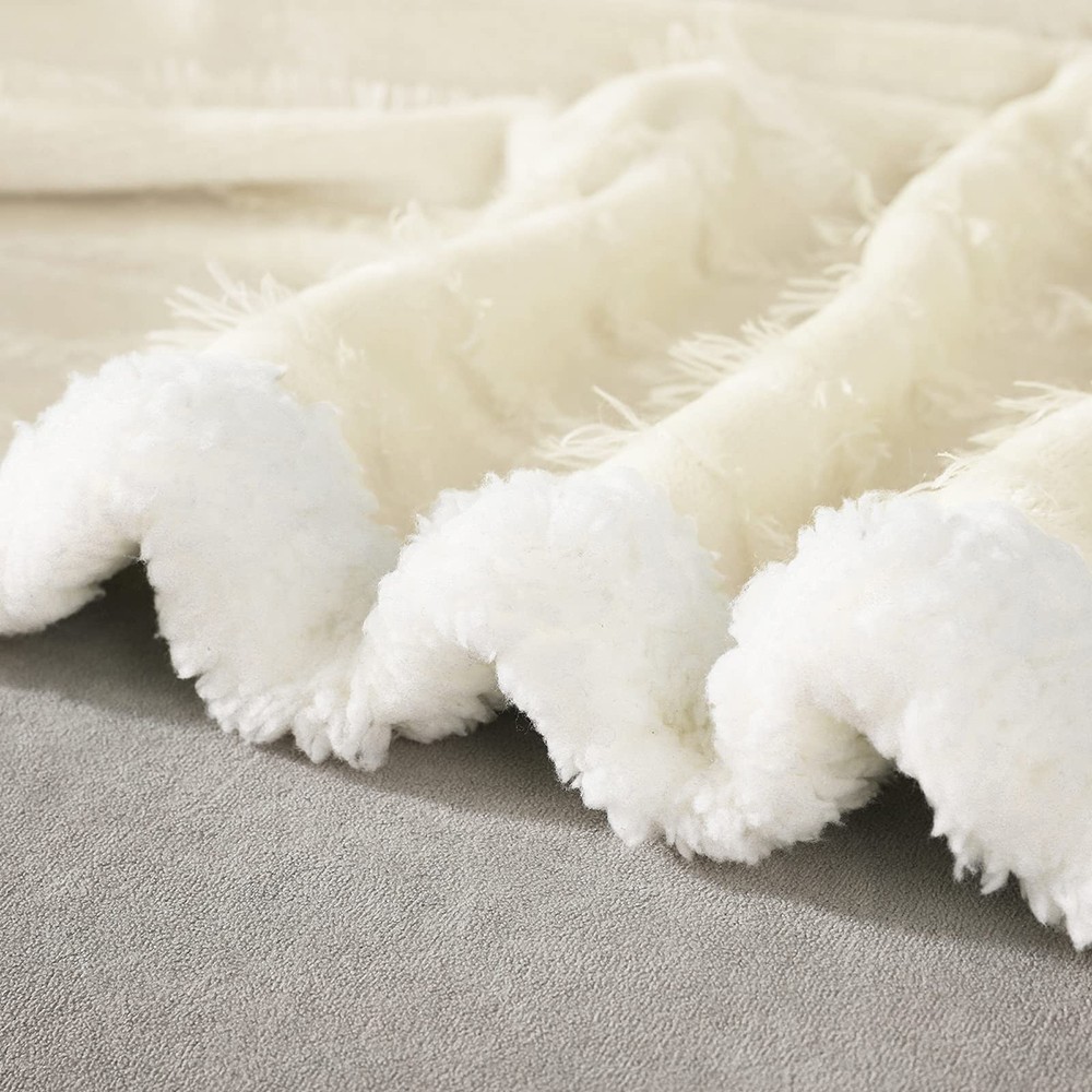 Fluffy Weighted Sherpa Blanket